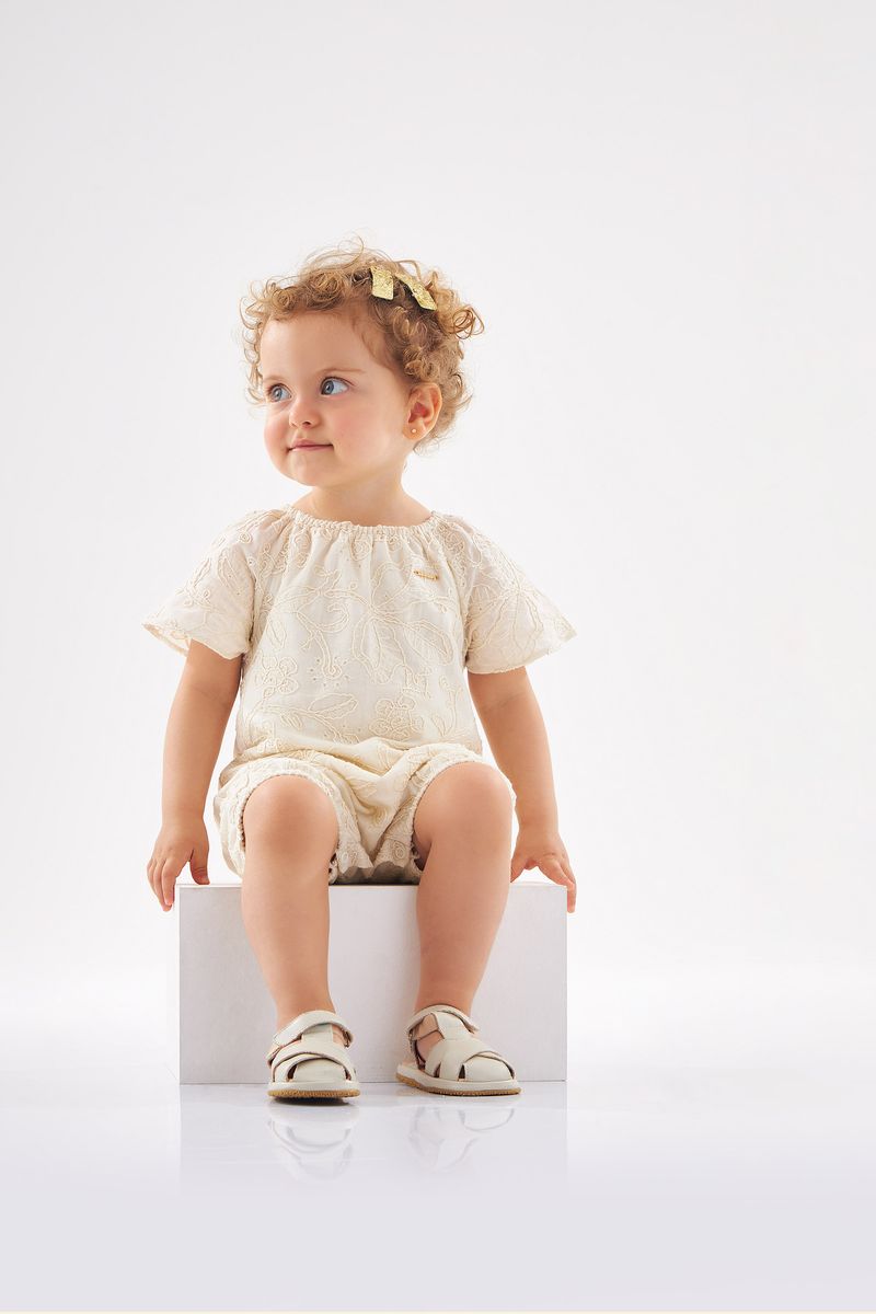 Up-Baby---Banho-de-Sol-Evase-em-Laise-Off-White