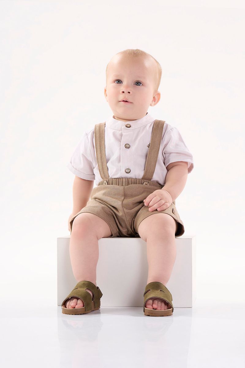 Conjunto-para-Bebe-Menino-com-Body-e-Jardineira--Bege--Up-Baby