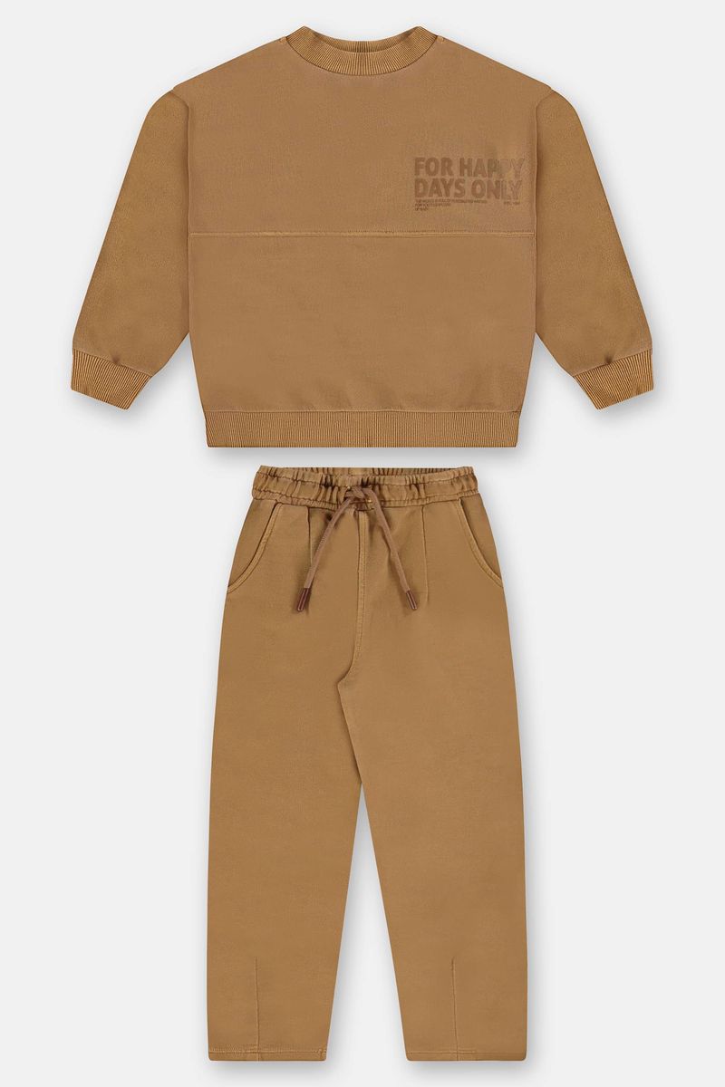 conjunto-infantil-para-menino-em-moletom-marrom